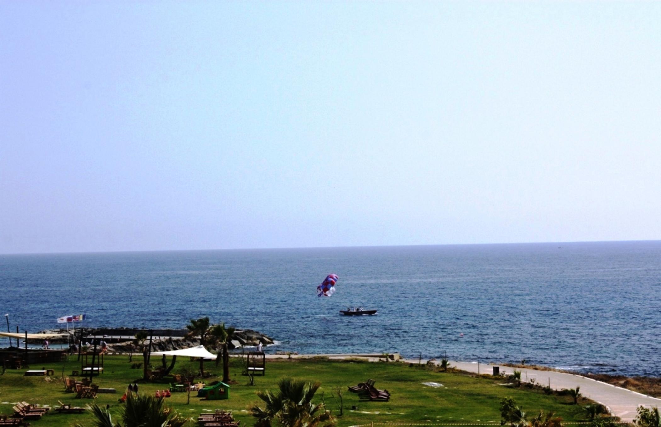 Amphora Hotel & Suites Paphos Exterior photo